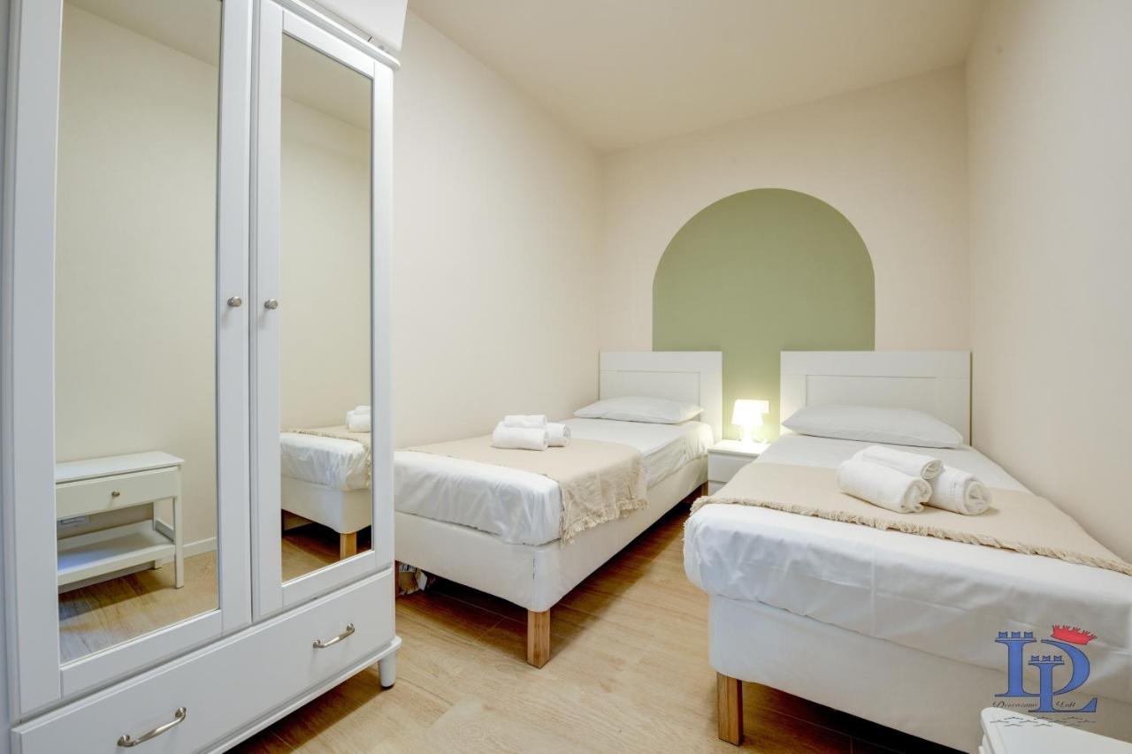 Desenzanoloft Official Partner Marriott Homes & Villas - Apa Dom Downtown Family Apartment Desenzano del Garda Dış mekan fotoğraf