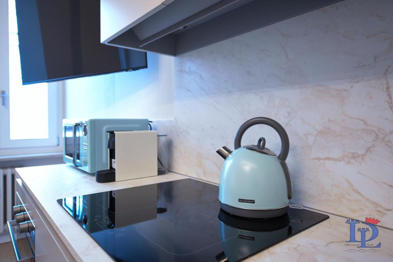 Desenzanoloft Official Partner Marriott Homes & Villas - Apa Dom Downtown Family Apartment Desenzano del Garda Dış mekan fotoğraf