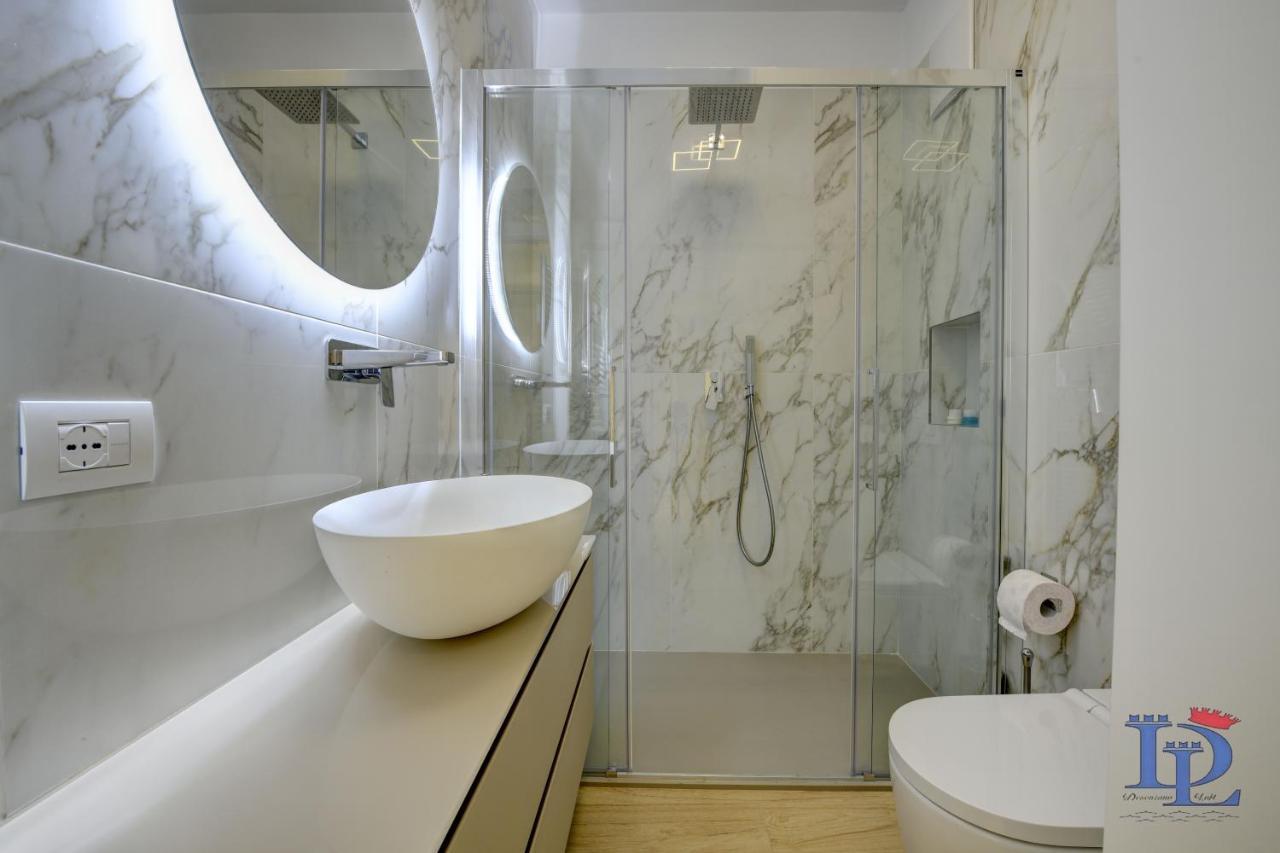 Desenzanoloft Official Partner Marriott Homes & Villas - Apa Dom Downtown Family Apartment Desenzano del Garda Dış mekan fotoğraf